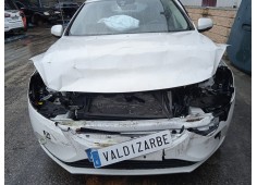 volvo v40 hatchback (525) del año 2018 2