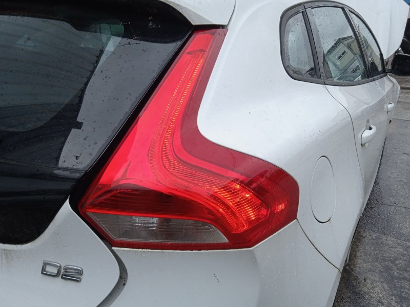 volvo v40 hatchback (525) del año 2018