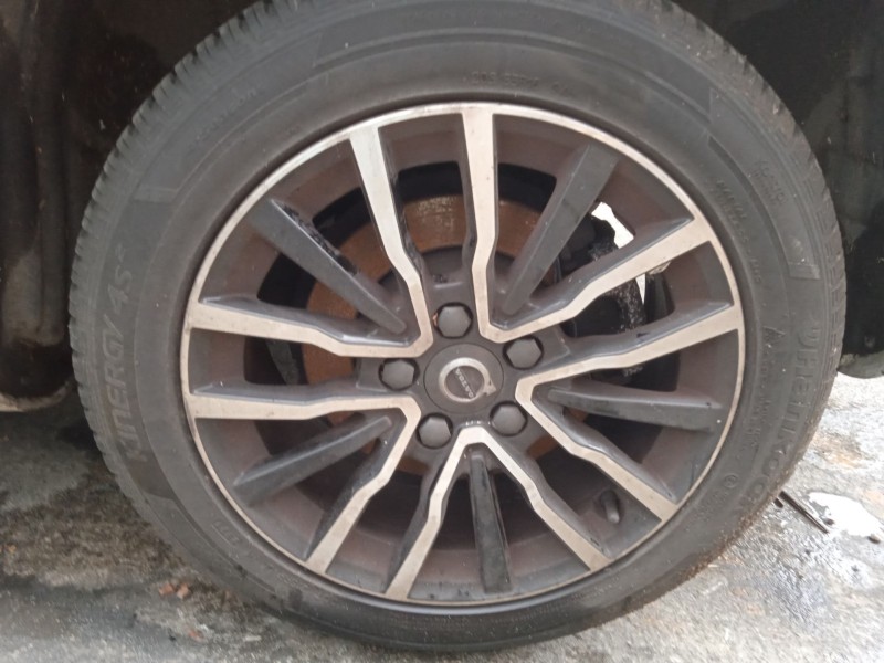 volvo v40 hatchback (525) del año 2018