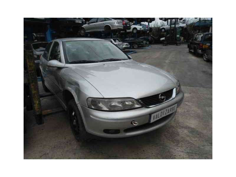 OPEL VECTRA B BERLINA