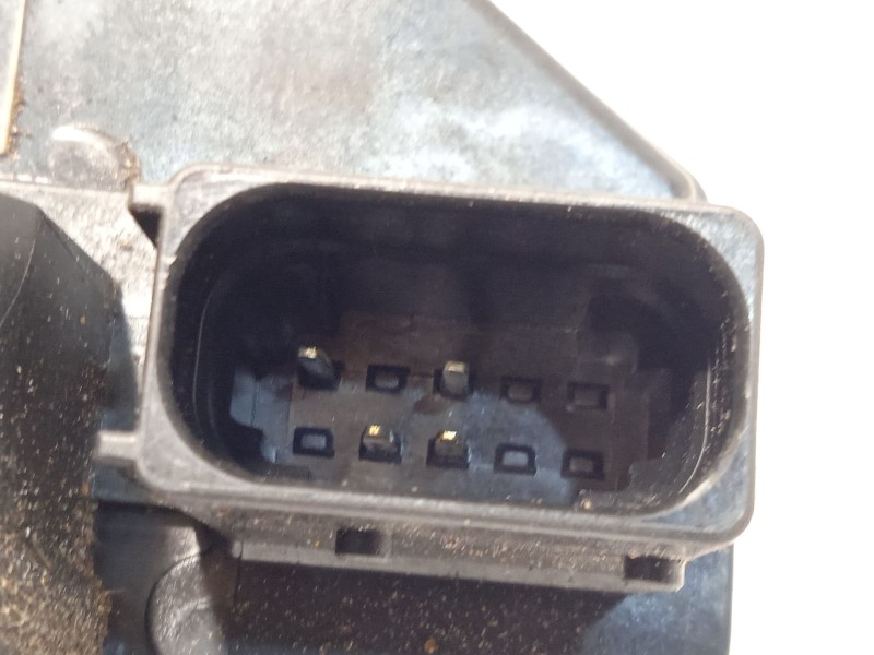 Recambio de cerradura puerta delantera derecha para opel adam (m13) 1.4 referencia OEM IAM 13579523  