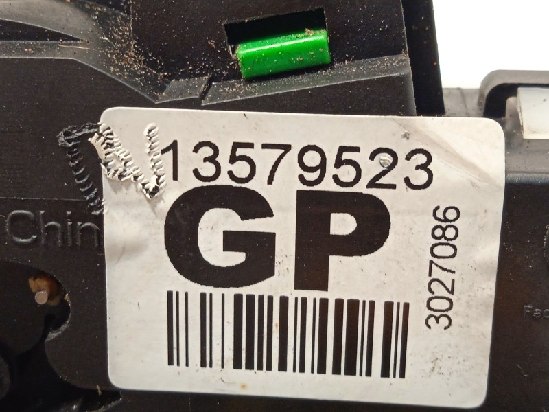 Recambio de cerradura puerta delantera derecha para opel adam (m13) 1.4 referencia OEM IAM 13579523  