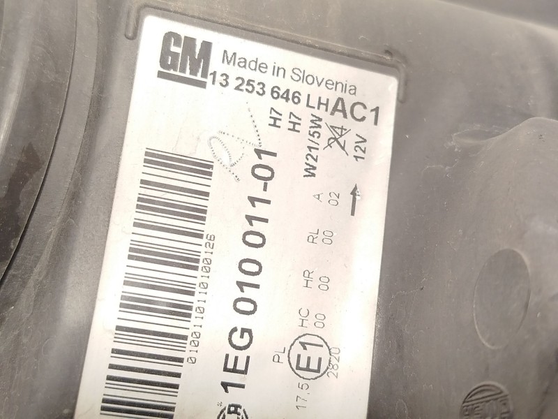 Recambio de faro izquierdo para opel astra j (p10) 1.7 cdti (68) referencia OEM IAM 13253646  