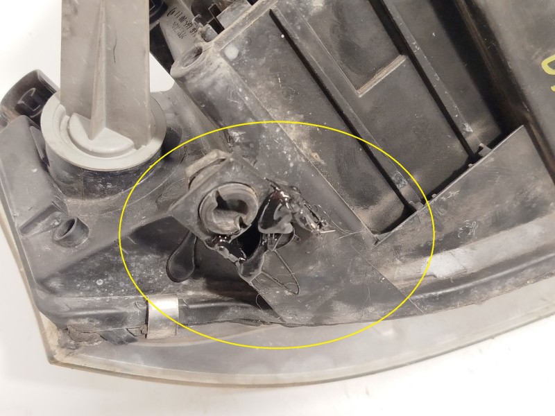 Recambio de faro izquierdo para audi a6 c5 (4b2, 4b4) 2.5 tdi referencia OEM IAM 4B0941029K  