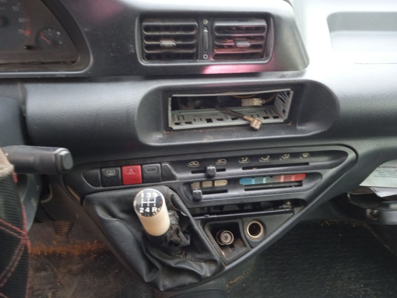 peugeot expert (224_) del año 2000