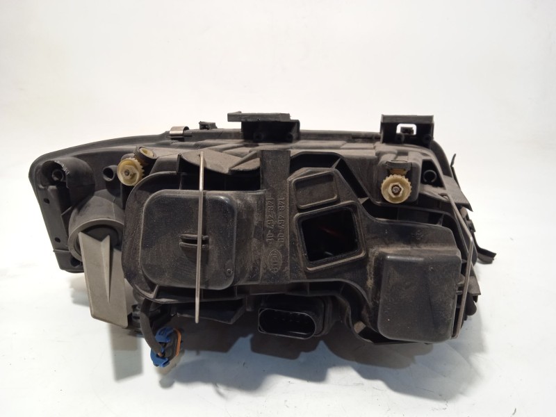 Recambio de faro izquierdo para audi a6 c5 avant (4b5, 4b6) 2.5 tdi referencia OEM IAM NOREF  
