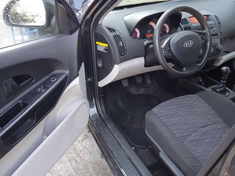 kia cee´d hatchback (ed) del año 2009