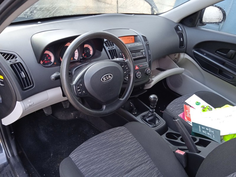 kia cee´d hatchback (ed) del año 2009