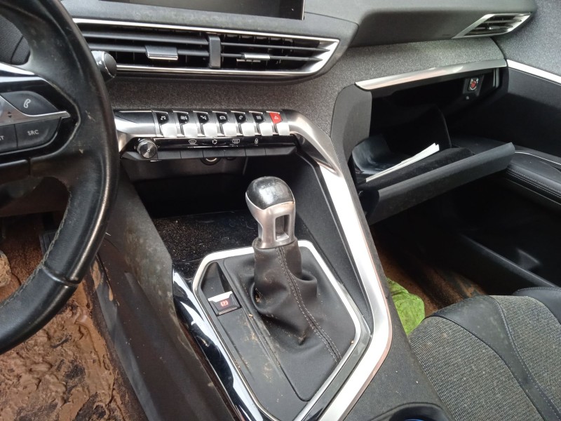 peugeot 3008 ii suv (mc_, mr_, mj_, m4_) del año 2019