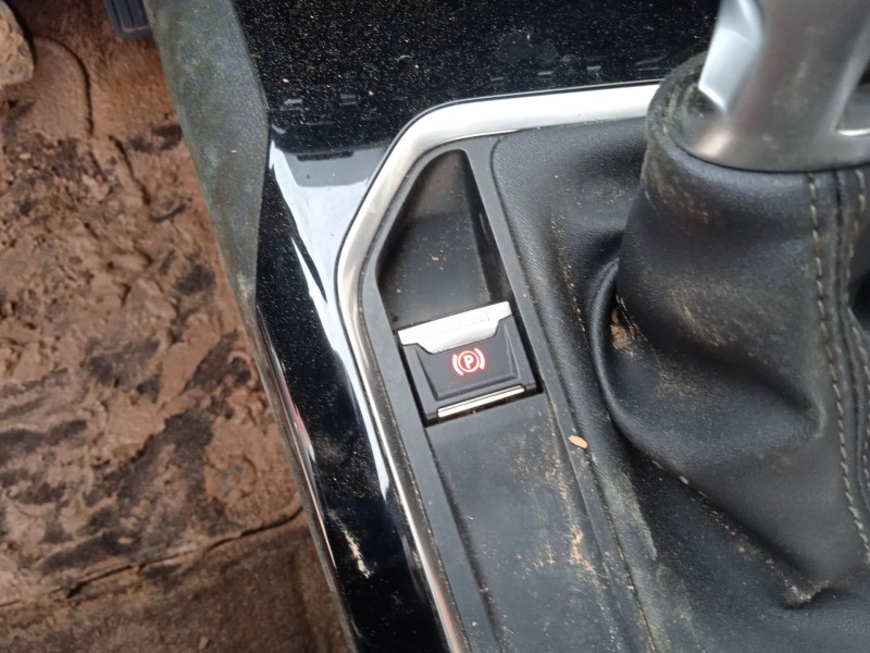 peugeot 3008 ii suv (mc_, mr_, mj_, m4_) del año 2019