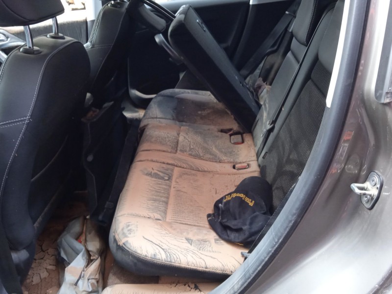 peugeot 2008 i (cu_) del año 2017