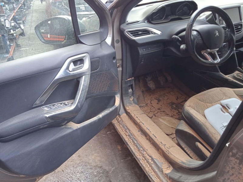 peugeot 2008 i (cu_) del año 2017