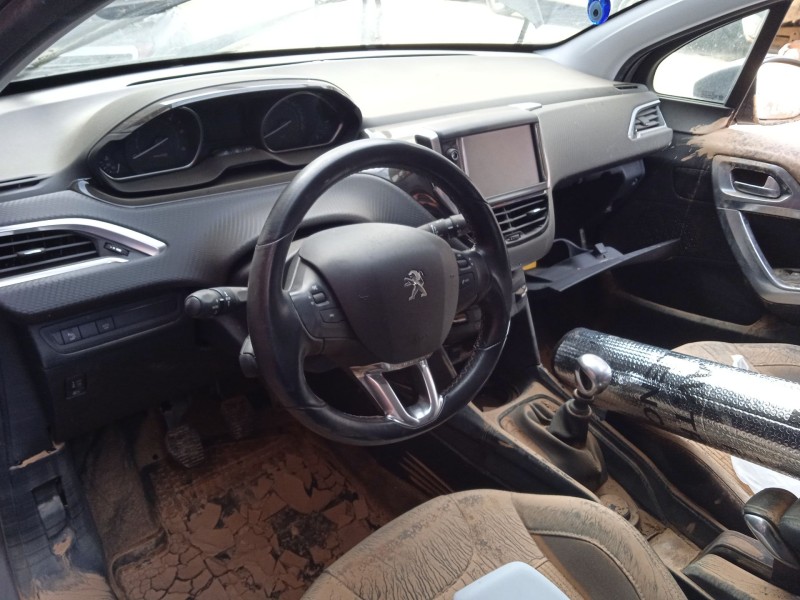 peugeot 2008 i (cu_) del año 2017