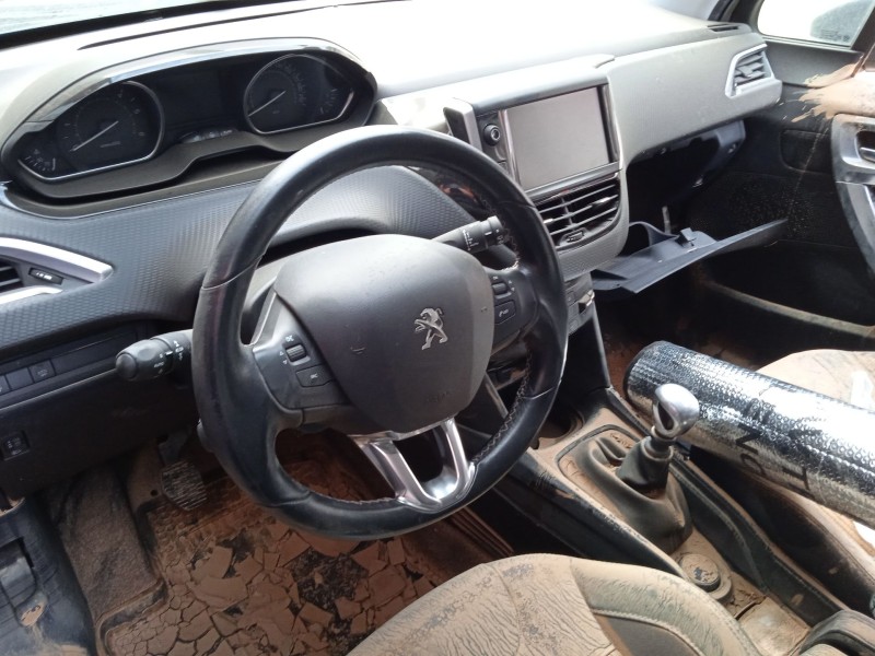 peugeot 2008 i (cu_) del año 2017