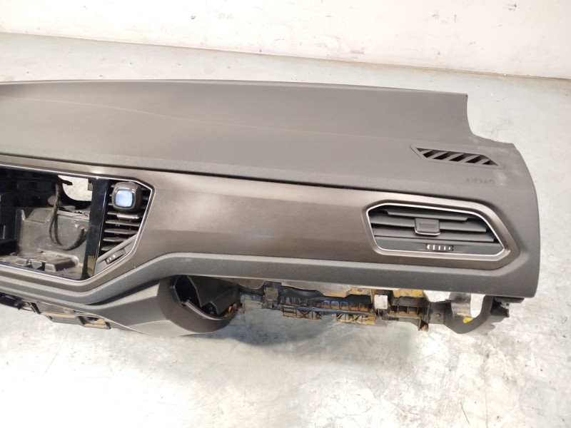 Recambio de salpicadero para volkswagen t-roc (a11, d11) 2.0 tdi referencia OEM IAM 2GA857003A 2GA880504D 2GA857003A82V