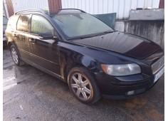 VOLVO V50 (545)