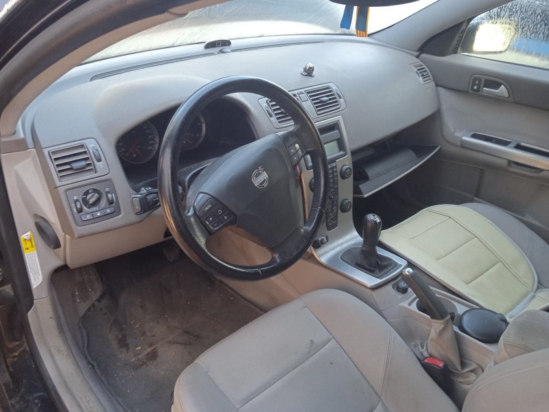 volvo v50 (545) del año 2005