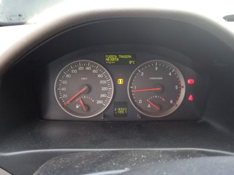 volvo v50 (545) del año 2005