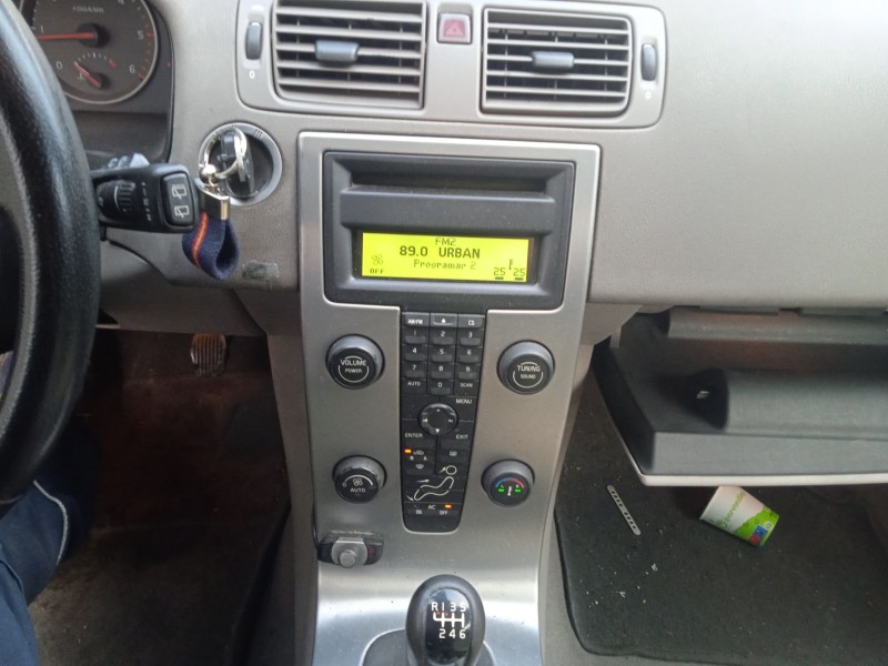 volvo v50 (545) del año 2005
