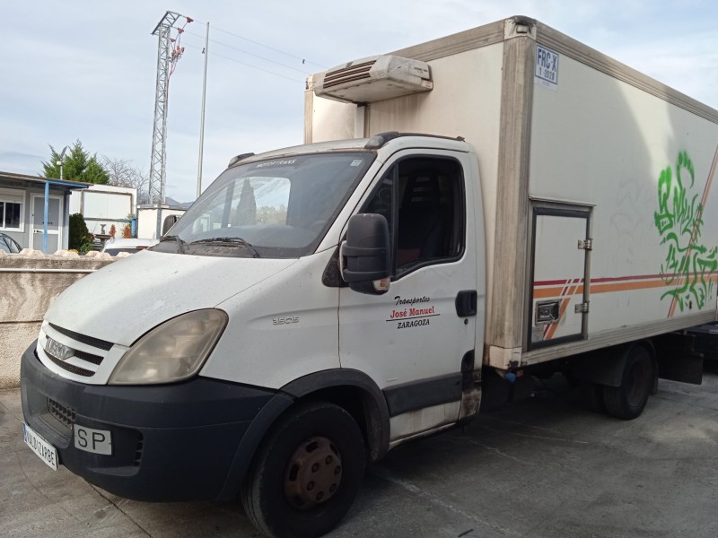 iveco daily iv caja/chasis del año 2008