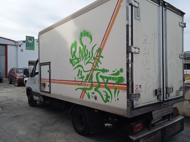 iveco daily iv caja/chasis del año 2008