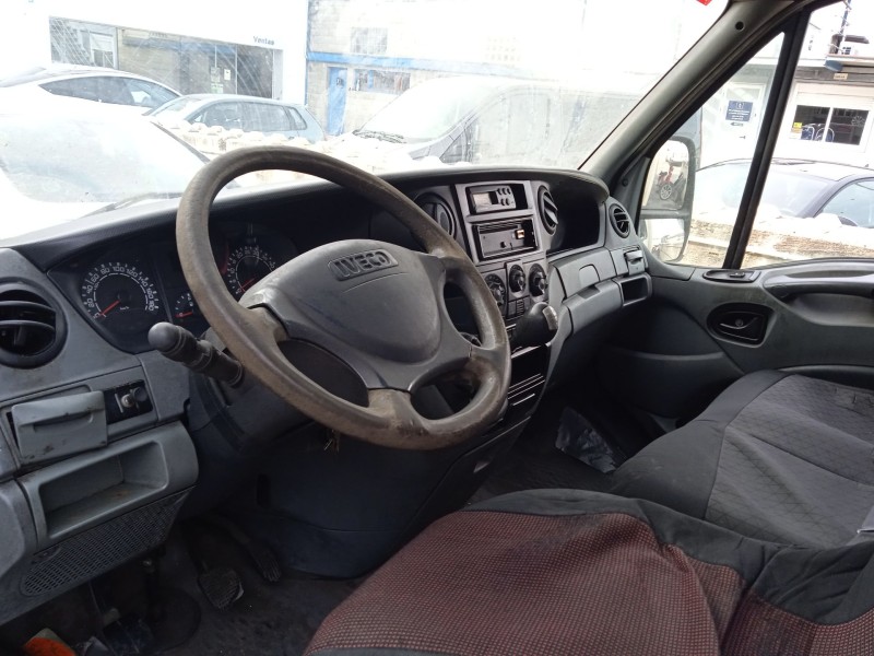 iveco daily iv caja/chasis del año 2008