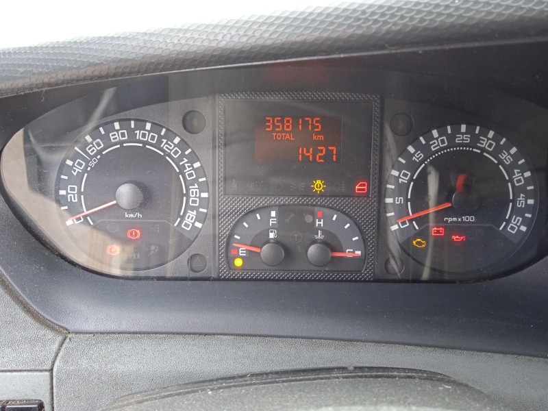 iveco daily iv caja/chasis del año 2008