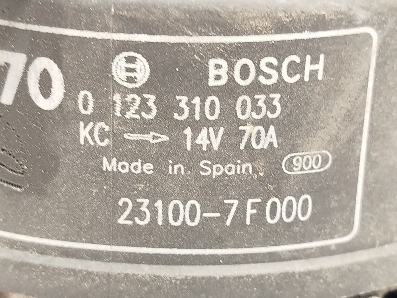 Recambio de alternador para ford maverick (ml) gl referencia OEM IAM 231007F000  0123310033