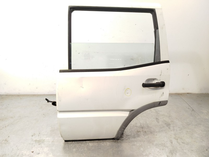 Recambio de puerta trasera izquierda para ford maverick (ml) gl referencia OEM IAM 1960158  