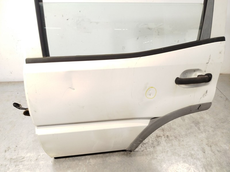 Recambio de puerta trasera izquierda para ford maverick (ml) gl referencia OEM IAM 1960158  
