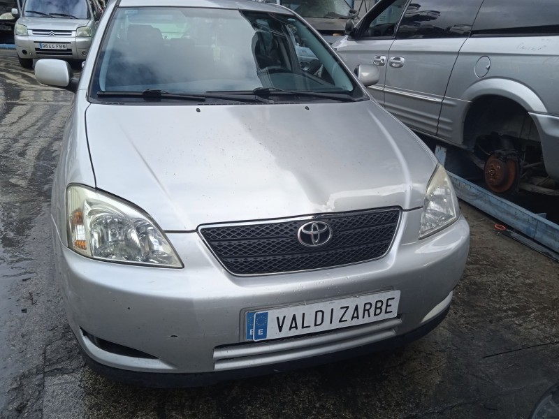 toyota corolla (_e12_) del año 2002