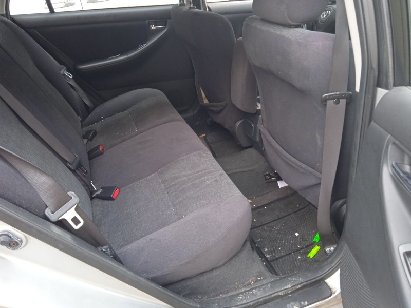 toyota corolla (_e12_) del año 2002