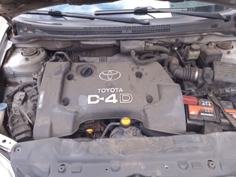 toyota corolla (_e12_) del año 2002