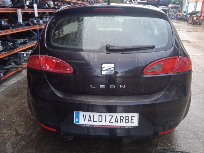 toyota corolla (_e12_) del año 2002