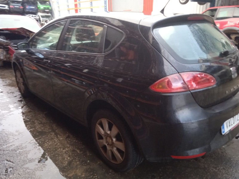 toyota corolla (_e12_) del año 2002