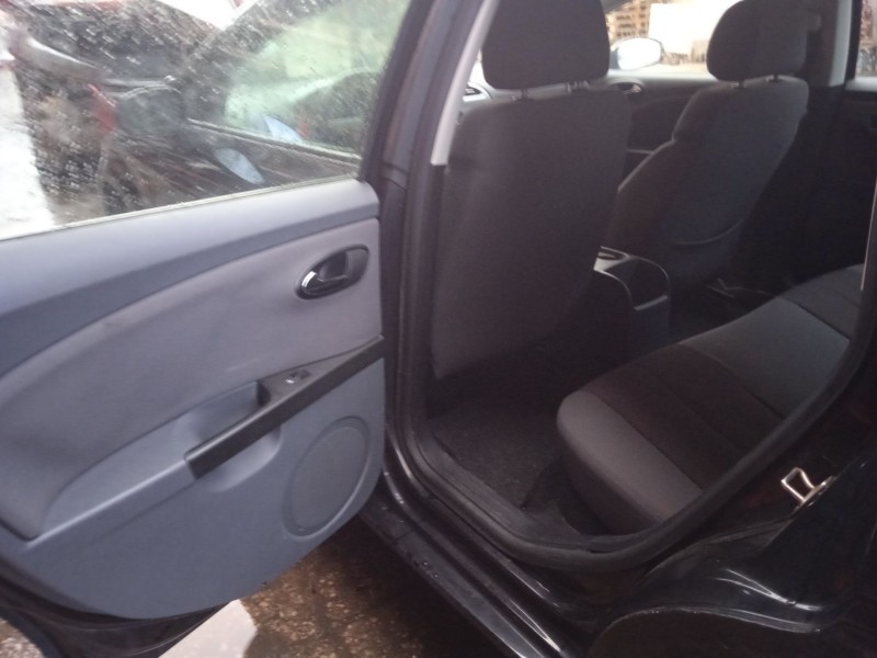 toyota corolla (_e12_) del año 2002