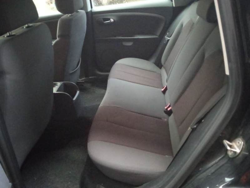 toyota corolla (_e12_) del año 2002