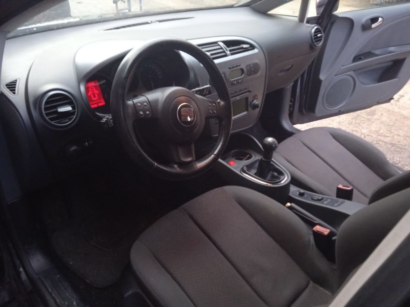 toyota corolla (_e12_) del año 2002