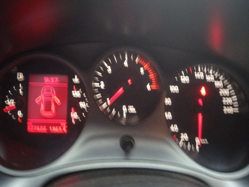 toyota corolla (_e12_) del año 2002