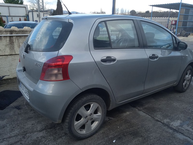 toyota yaris (_p9_) del año 2009