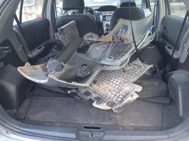 toyota yaris (_p9_) del año 2009