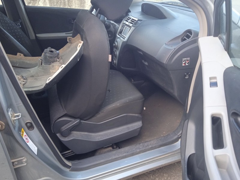 toyota yaris (_p9_) del año 2009