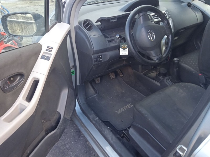 toyota yaris (_p9_) del año 2009