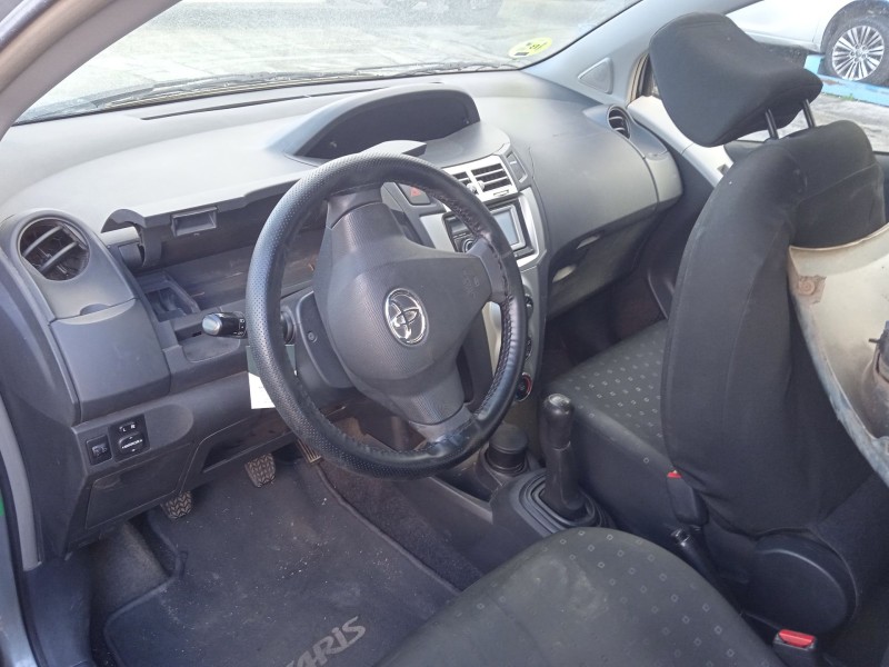 toyota yaris (_p9_) del año 2009