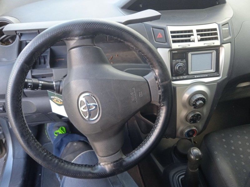 toyota yaris (_p9_) del año 2009