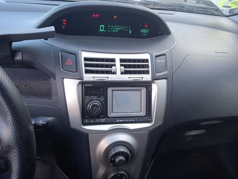 toyota yaris (_p9_) del año 2009