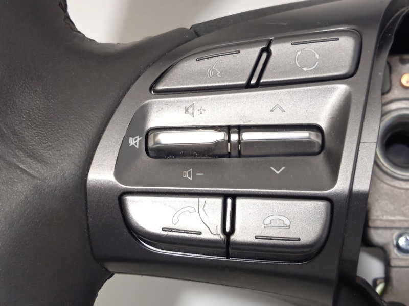 Recambio de volante para hyundai ioniq (ae) 1.6 gdi hybrid referencia OEM IAM 56111G2CA0T9Y  