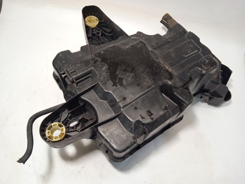 Recambio de deposito aditivo fap adblue para peugeot rifter 1.5 bluehdi 130 referencia OEM IAM 9817601880  