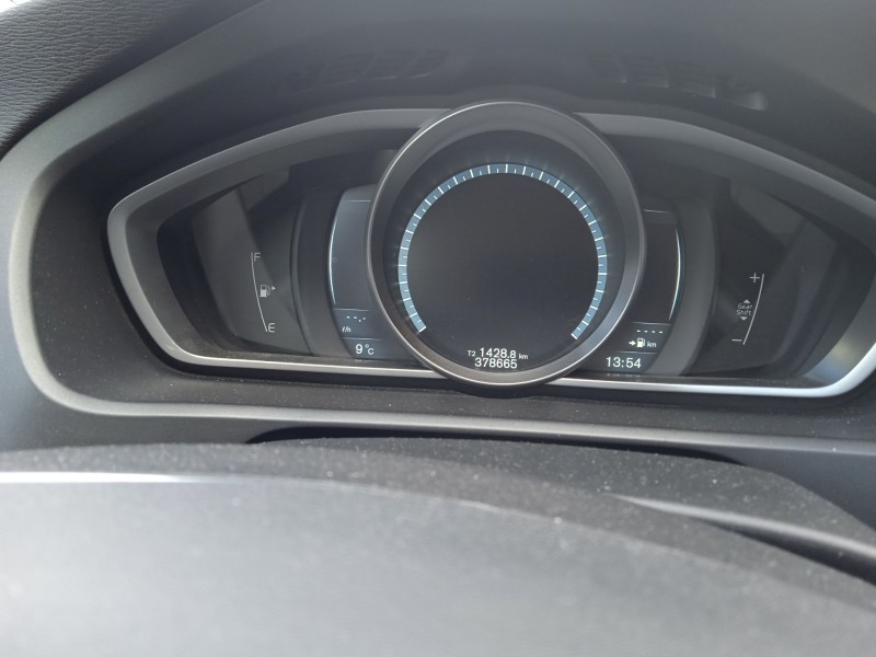 volvo v40 hatchback (525) del año 2013