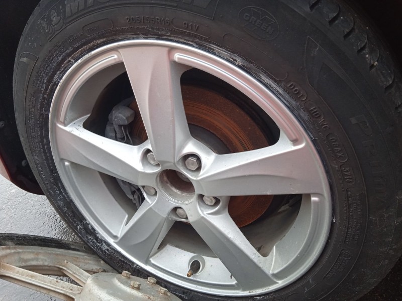 volvo v40 hatchback (525) del año 2013